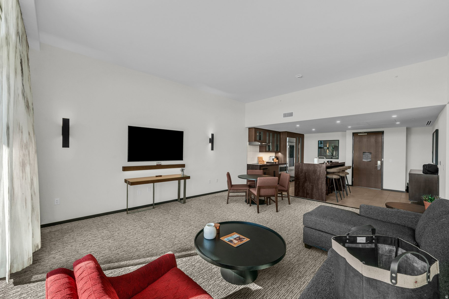 BLACK DESERT RESORT CENTER - Residential