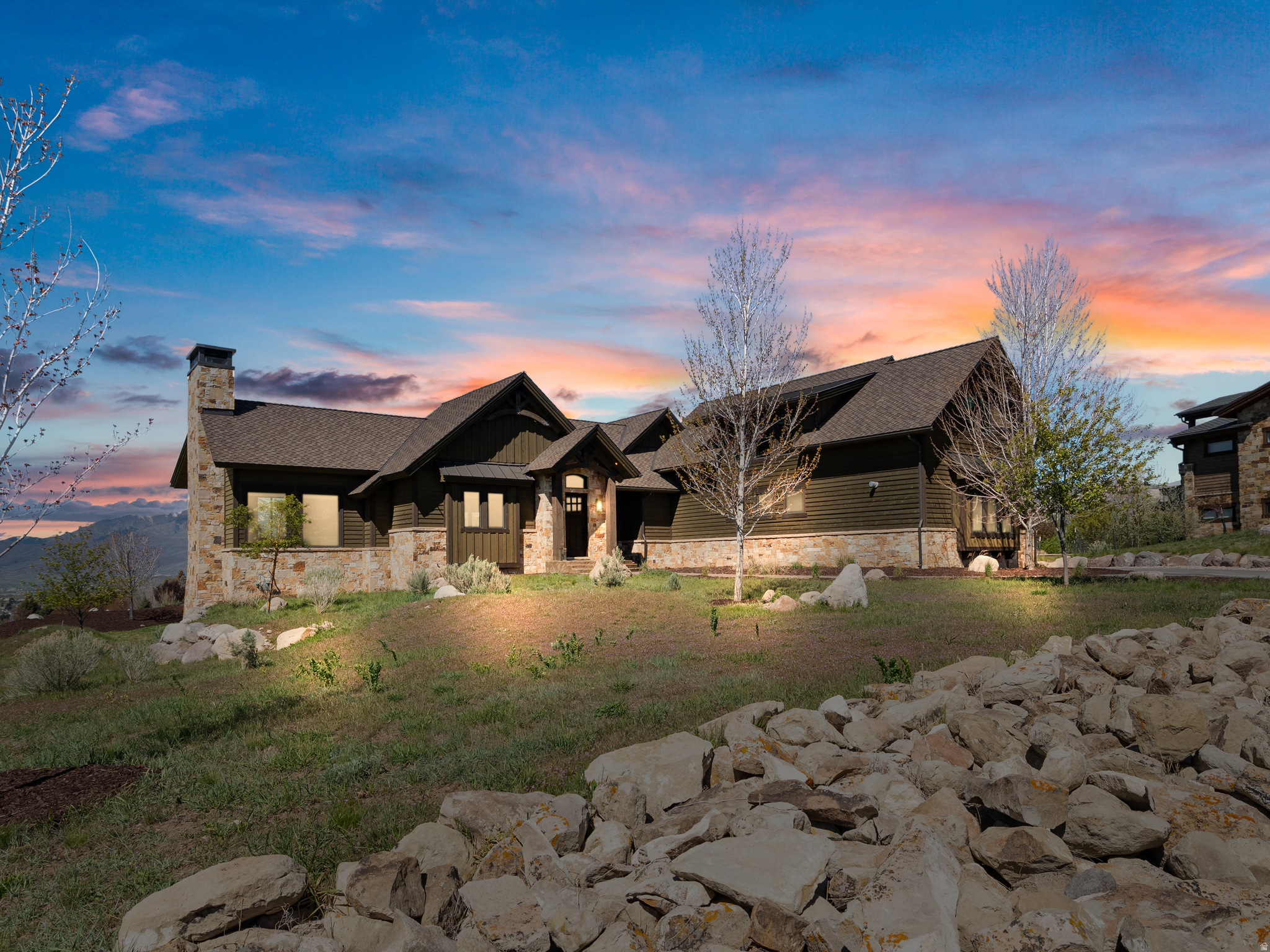 RED LEDGES - Residential