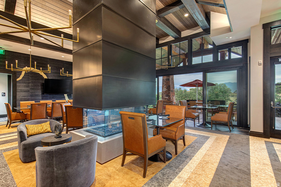 RED LEDGES - Residential