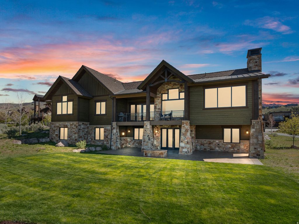 Photo of 1075 N OQUIRRH DR, Heber City, UT 84032 (MLS # 2153839)