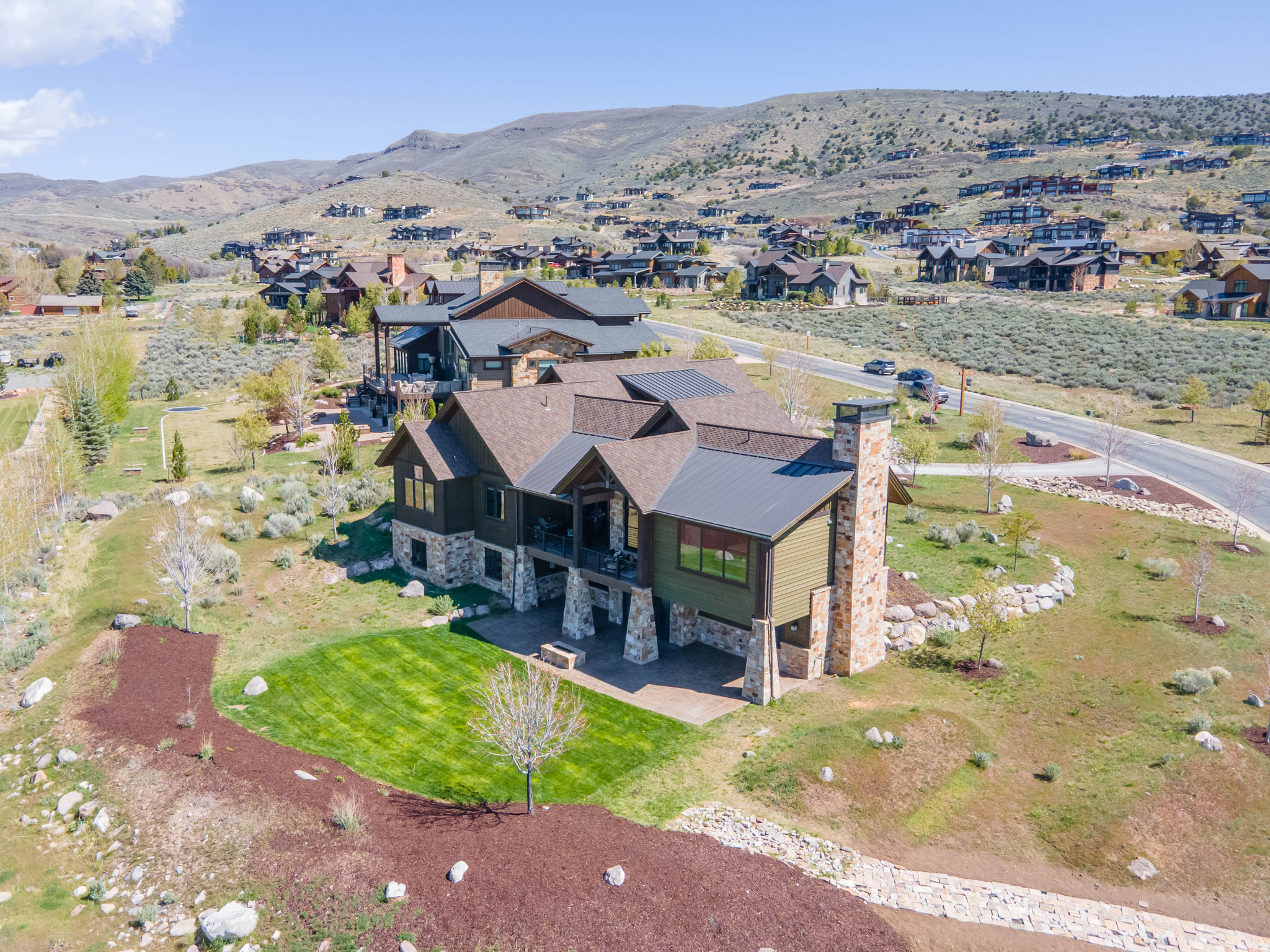 RED LEDGES - Residential