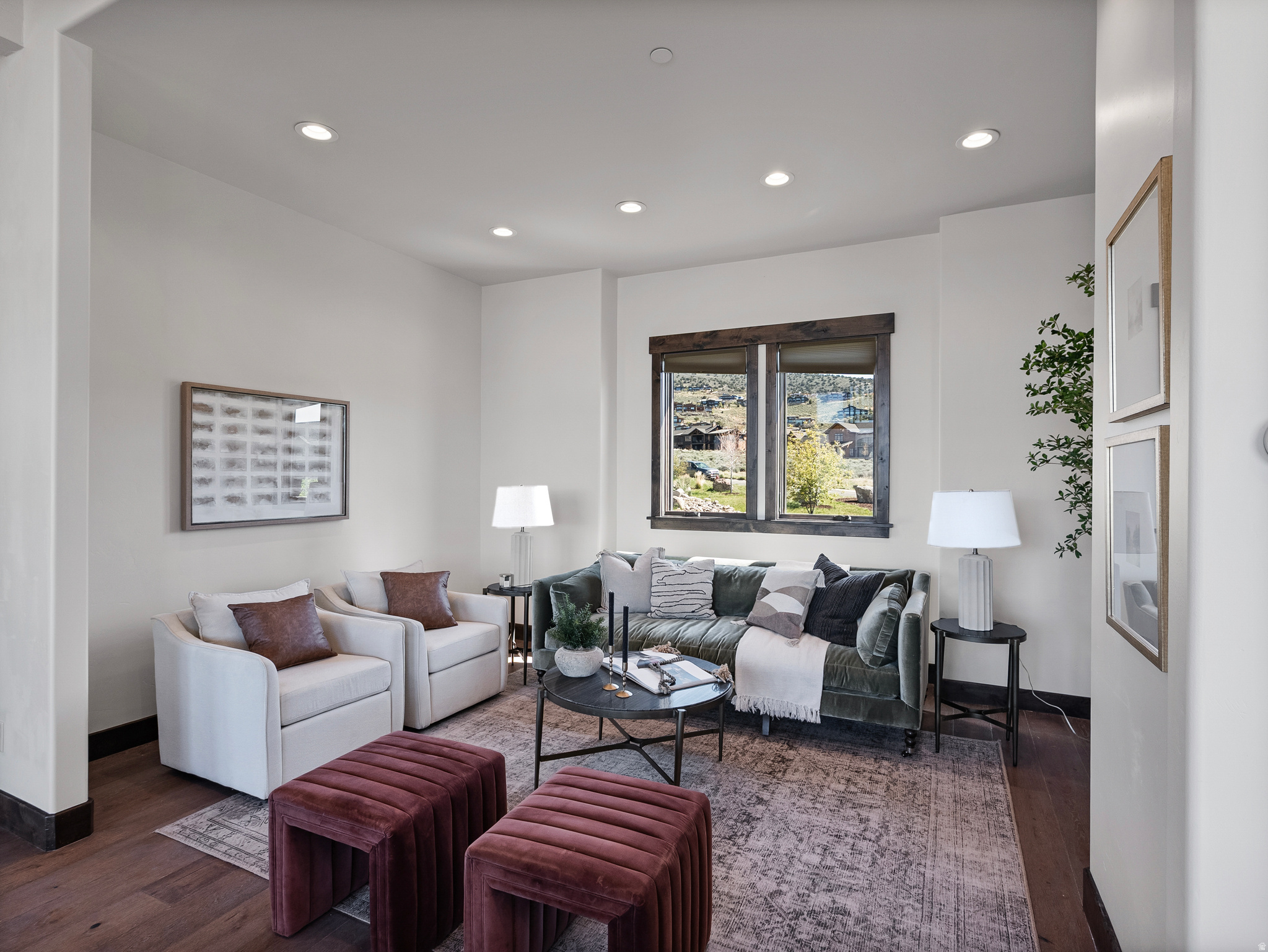 RED LEDGES - Residential