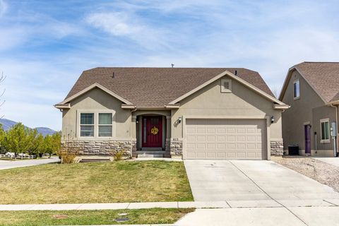Tiny photo for 415 E ACORD WAY, Heber City, UT 84032 (MLS # 2153628)