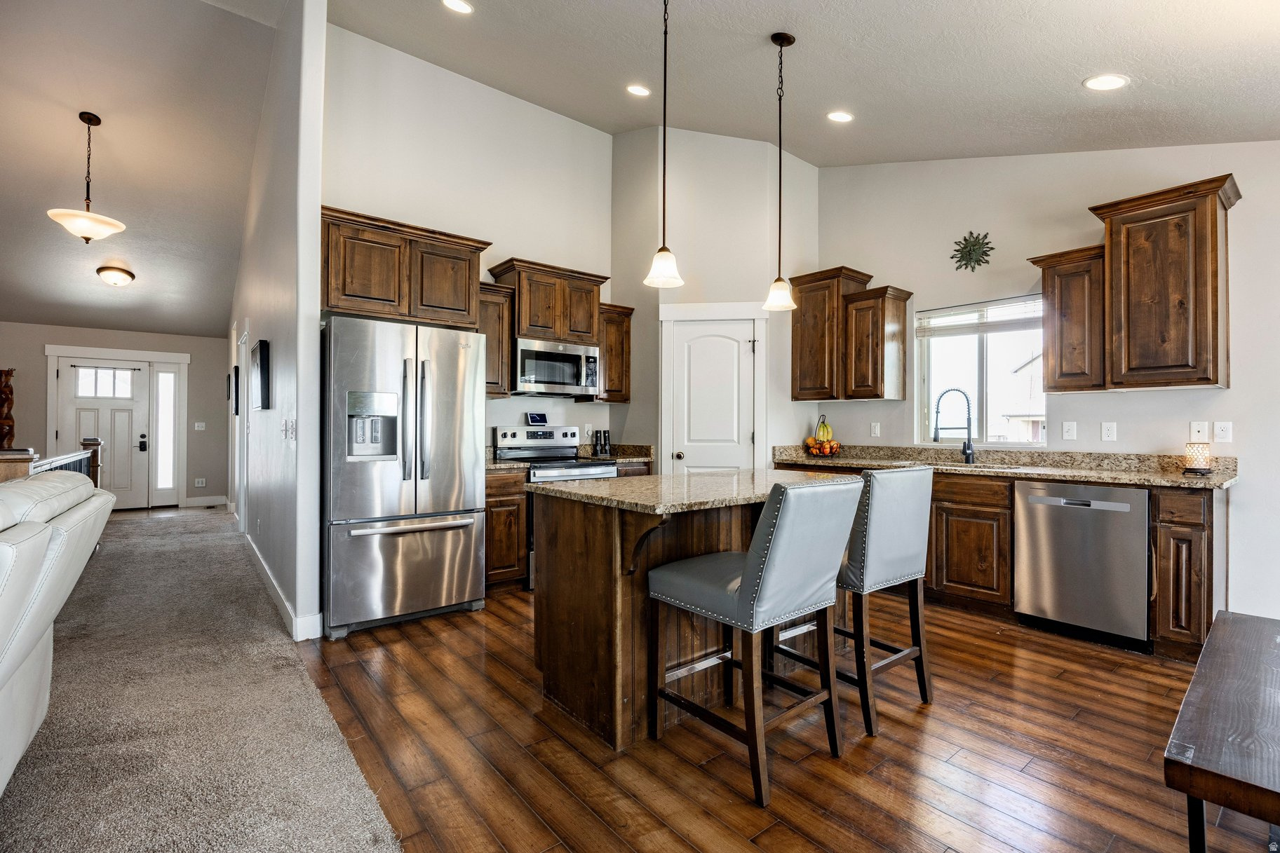 HARVEST FIELDS - Residential