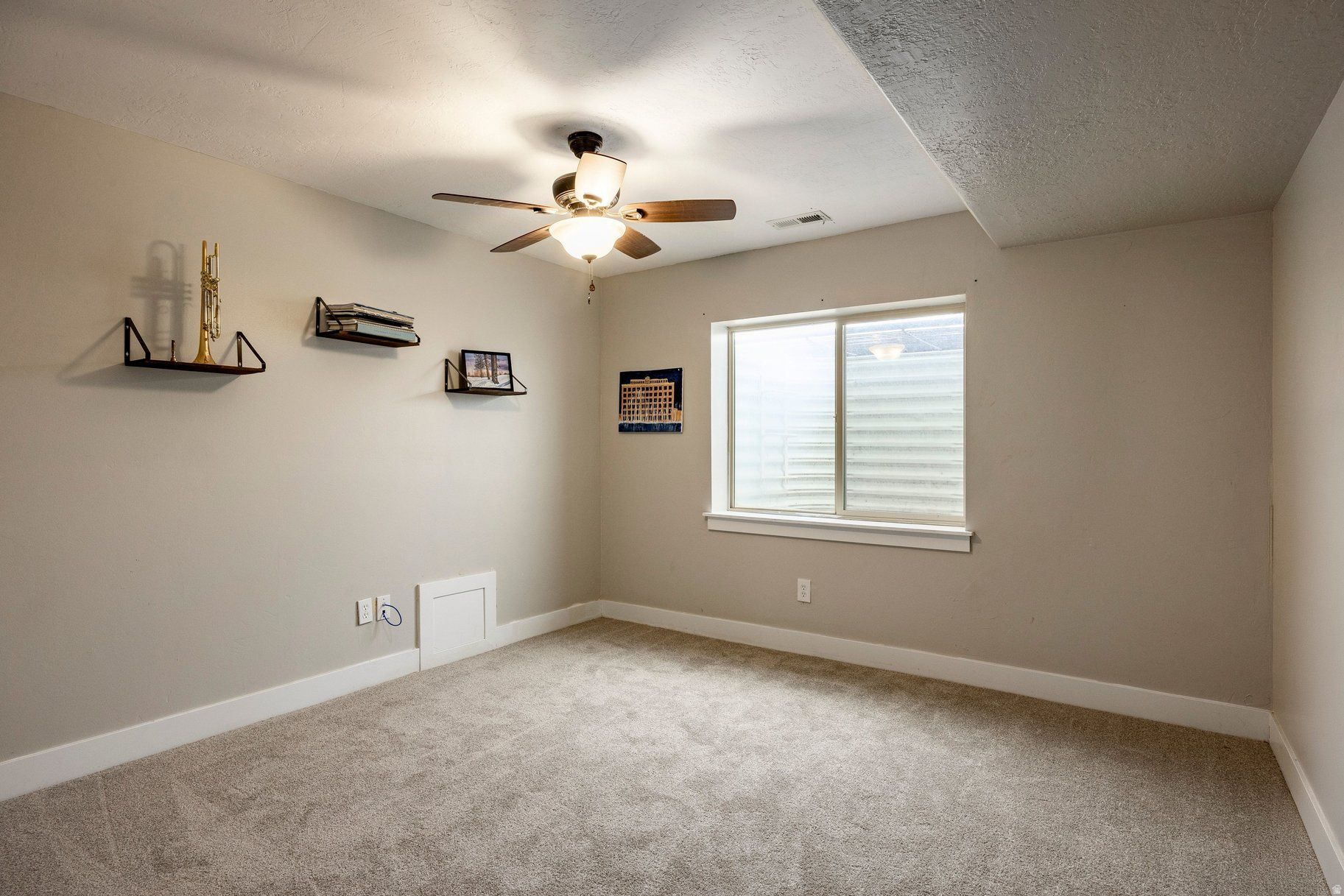 HARVEST FIELDS - Residential