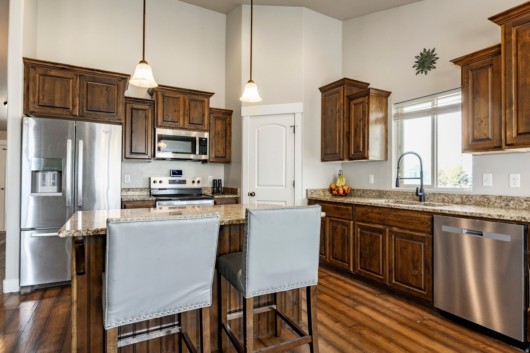 HARVEST FIELDS - Residential