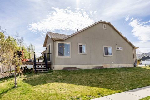 Tiny photo for 415 E ACORD WAY, Heber City, UT 84032 (MLS # 2153628)