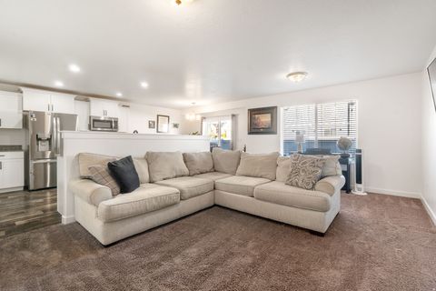 Tiny photo for 457 S DAY DREAM LN, Saratoga Springs, UT 84045 (MLS # 2149388)