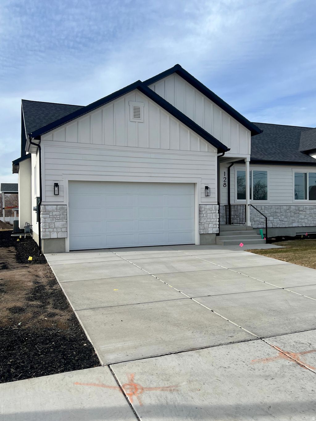 Photo of 128 S 300 W, Payson, UT 84651 (MLS # 2132802)