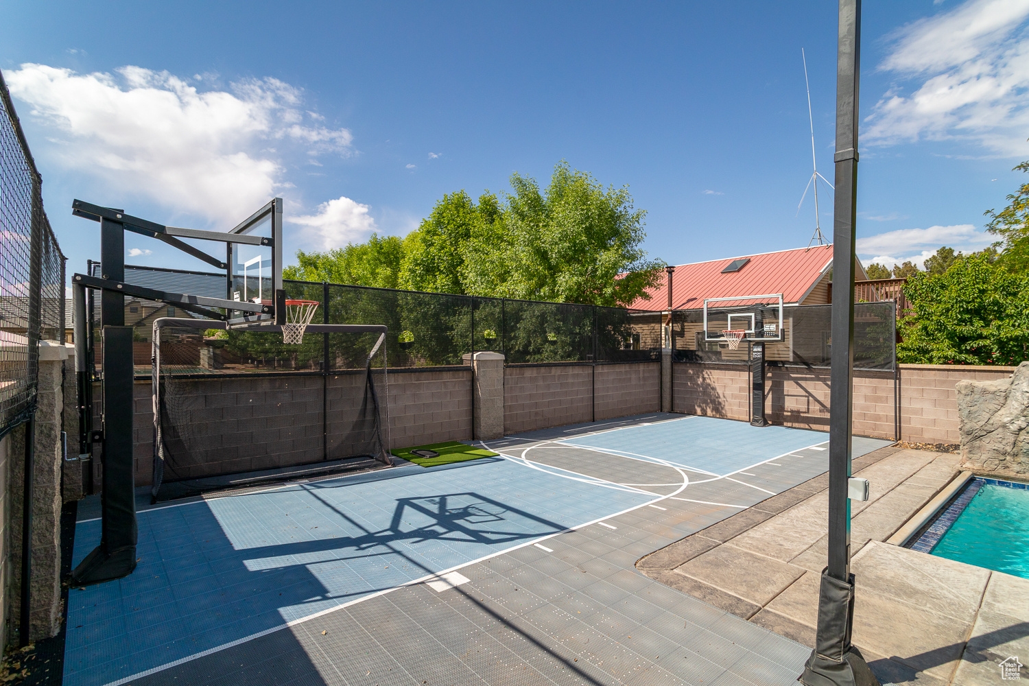 WINDSOR ESTATES AMD - Residential