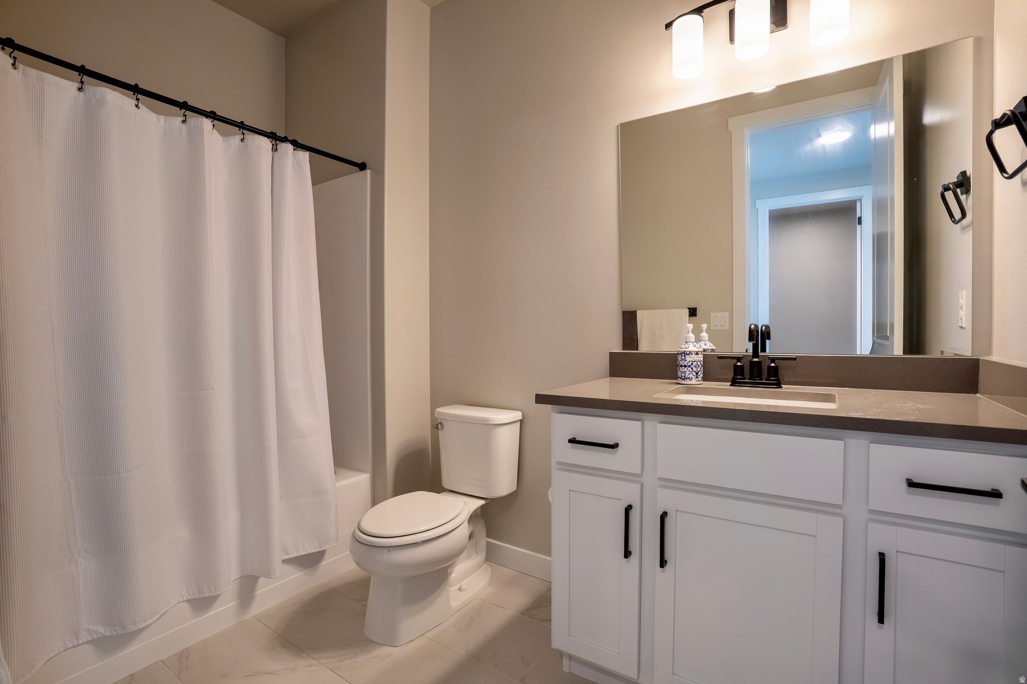 MURRAY HEIGHTS 1023 - Residential