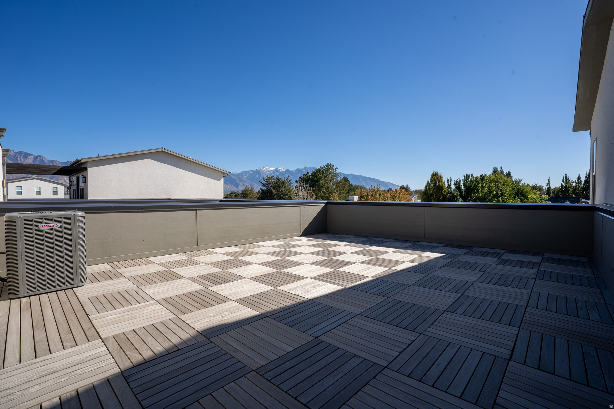 MURRAY HEIGHTS 1023 - Residential