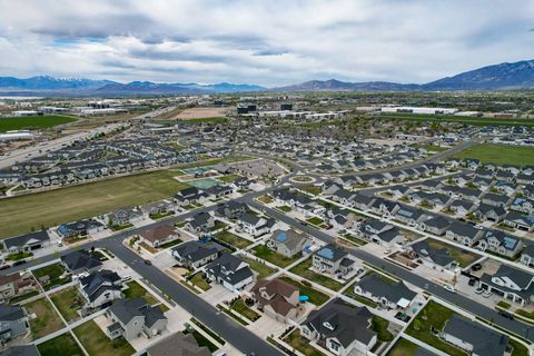 Tiny photo for 1434 W STABLE ST, Lindon, UT 84042 (MLS # 2153103)