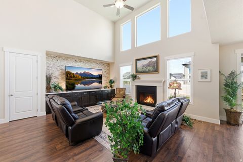 Tiny photo for 1434 W STABLE ST, Lindon, UT 84042 (MLS # 2153103)