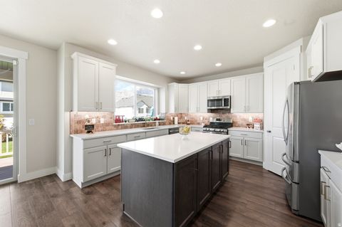 Tiny photo for 1434 W STABLE ST, Lindon, UT 84042 (MLS # 2153103)