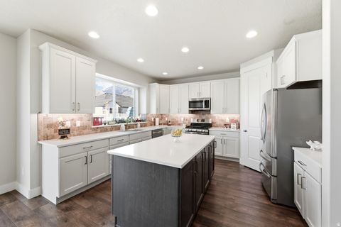 Tiny photo for 1434 W STABLE ST, Lindon, UT 84042 (MLS # 2153103)