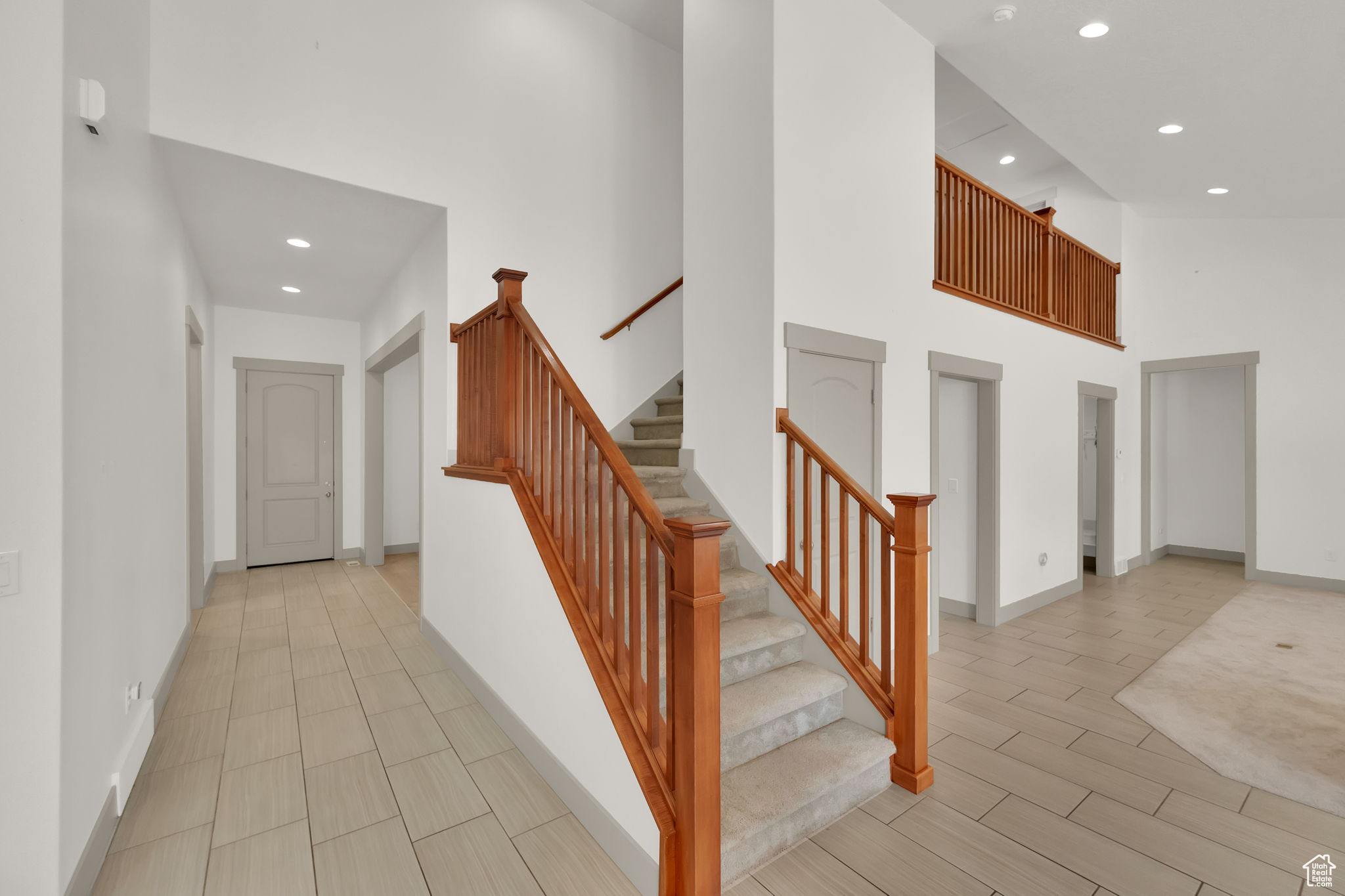 MIDAS CROSSING 233 - Residential