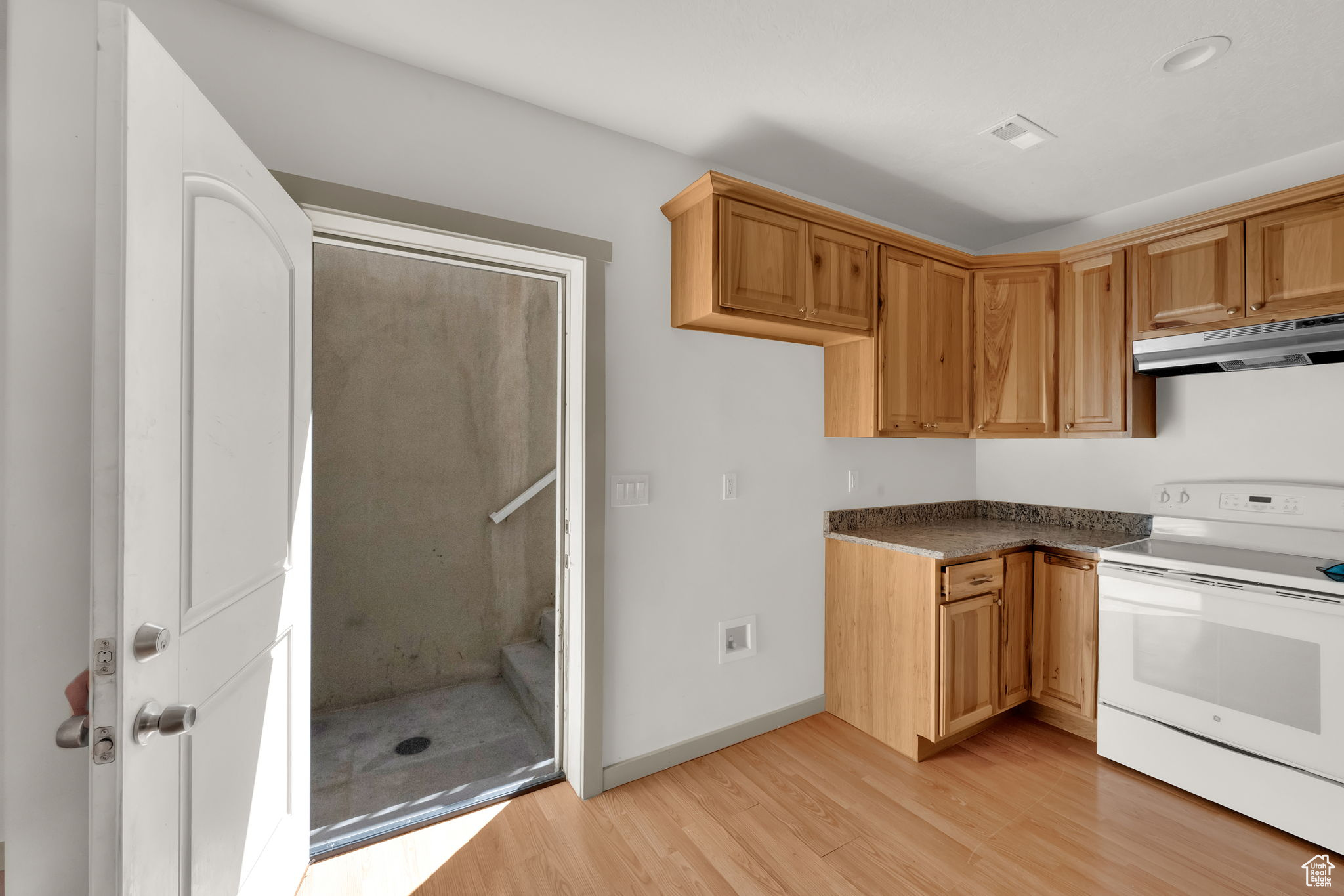 MIDAS CROSSING 233 - Residential