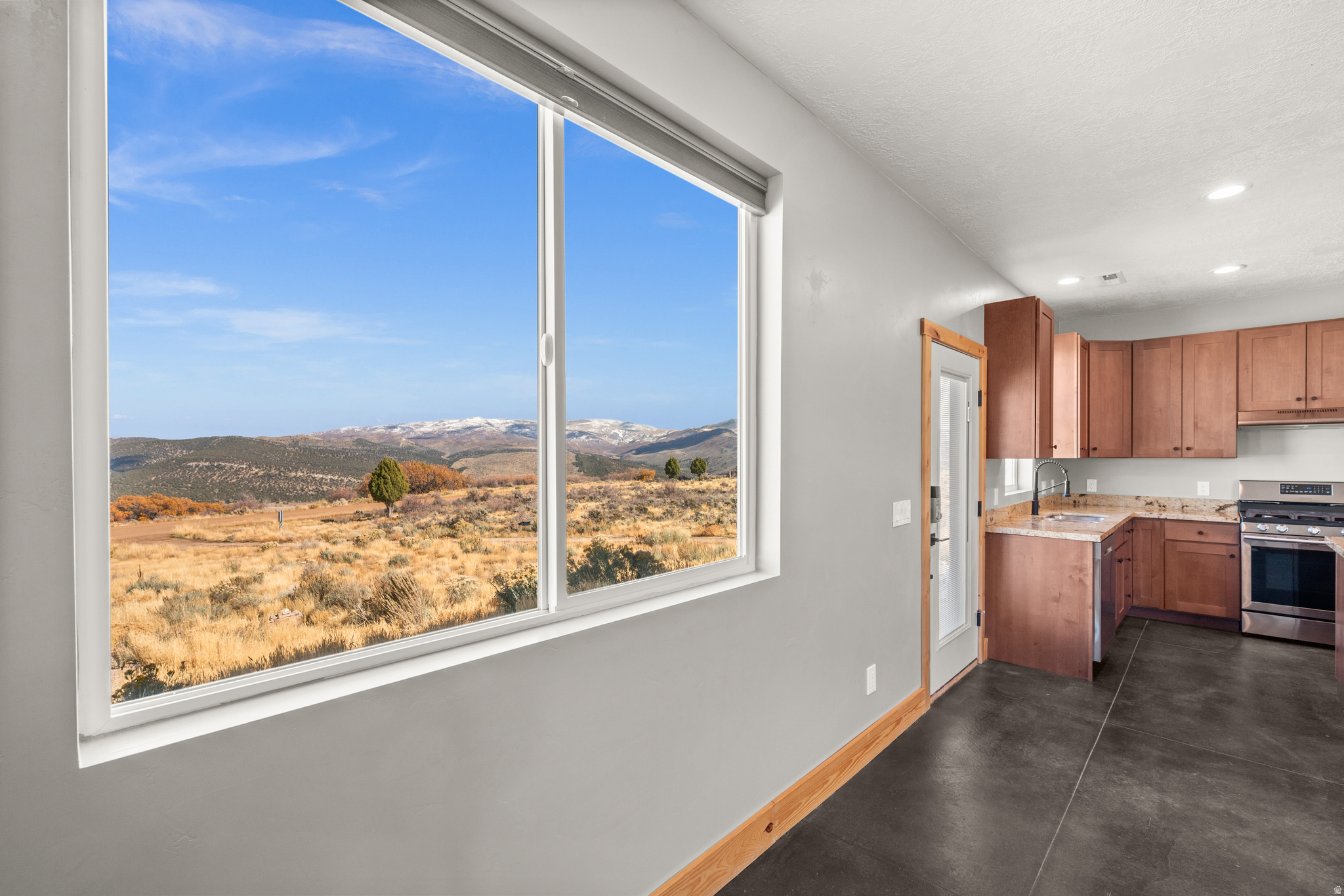 LAKE ROCKPORT ESTATES - Residential