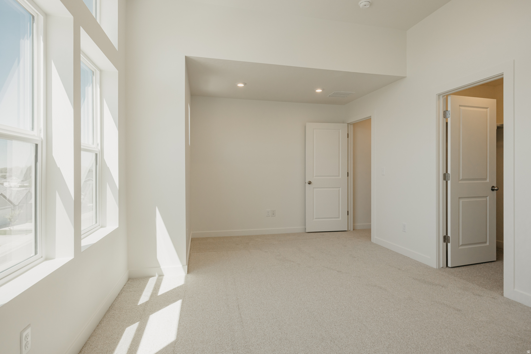 PROMINENCE POINT - Residential