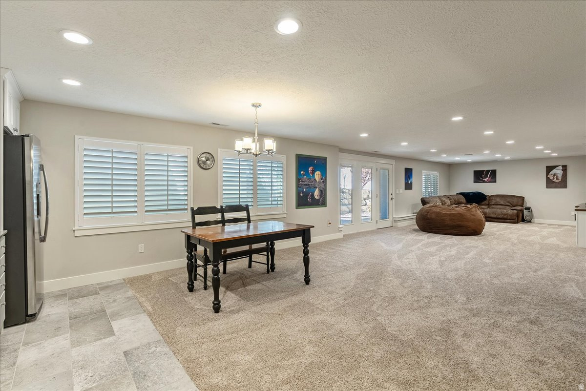 RIVER COVE - Residential