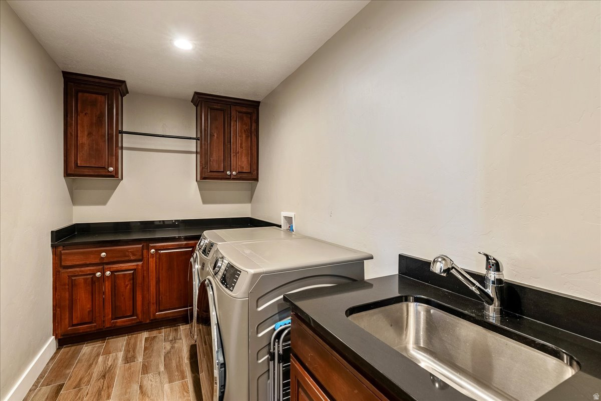 RIVER COVE - Residential