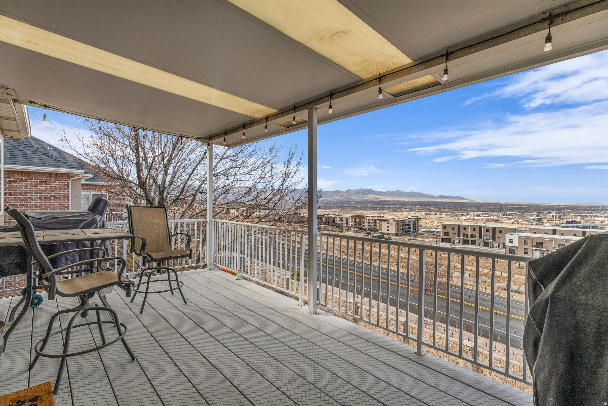 HERITAGE SOUTH MOUNTAIN - Residential Income