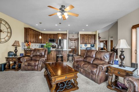 Tiny photo for 337 E BRAYDEN WAY, Draper, UT 84020 (MLS # 2138091)