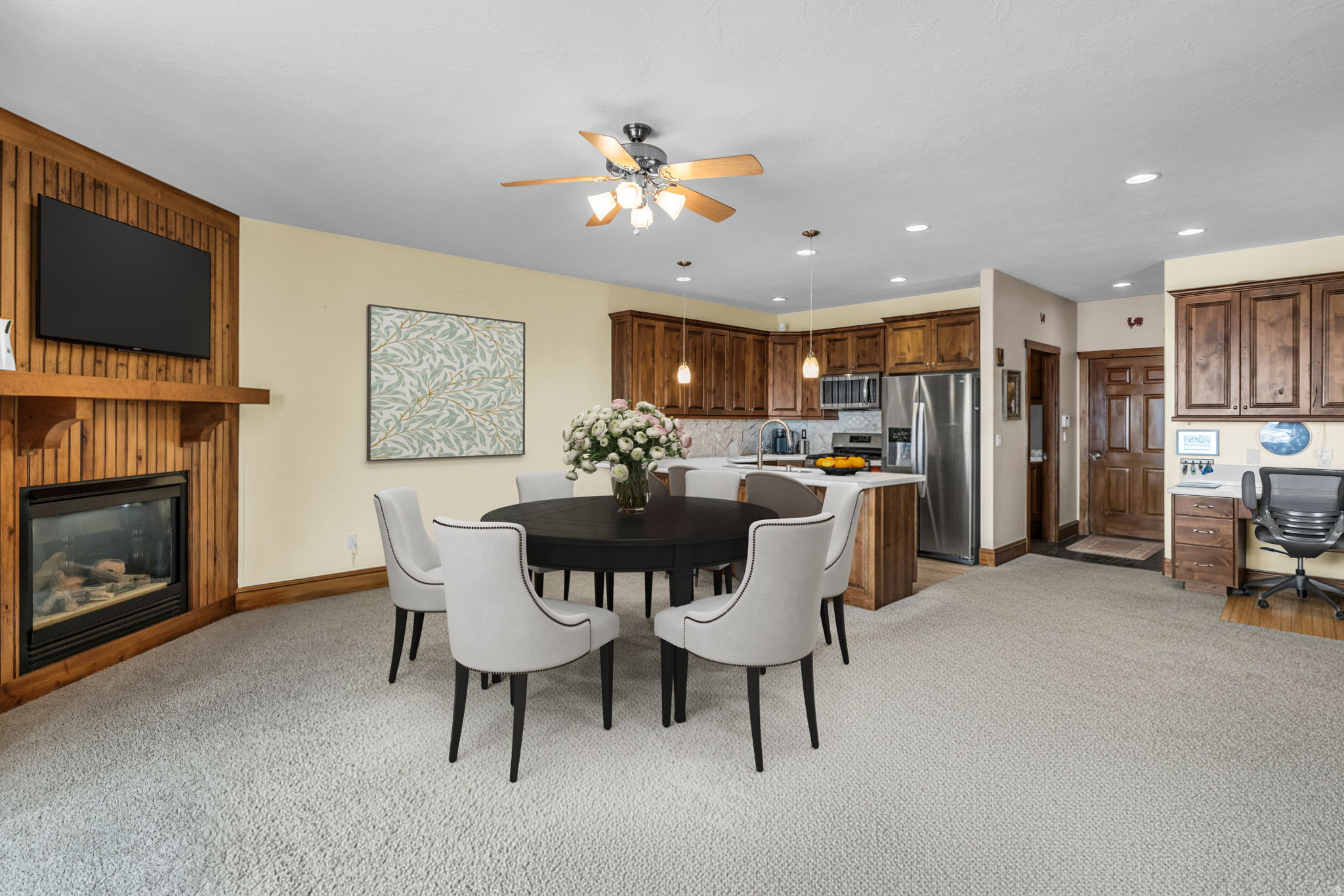 HERITAGE SOUTH MOUNTAIN - Residential Income