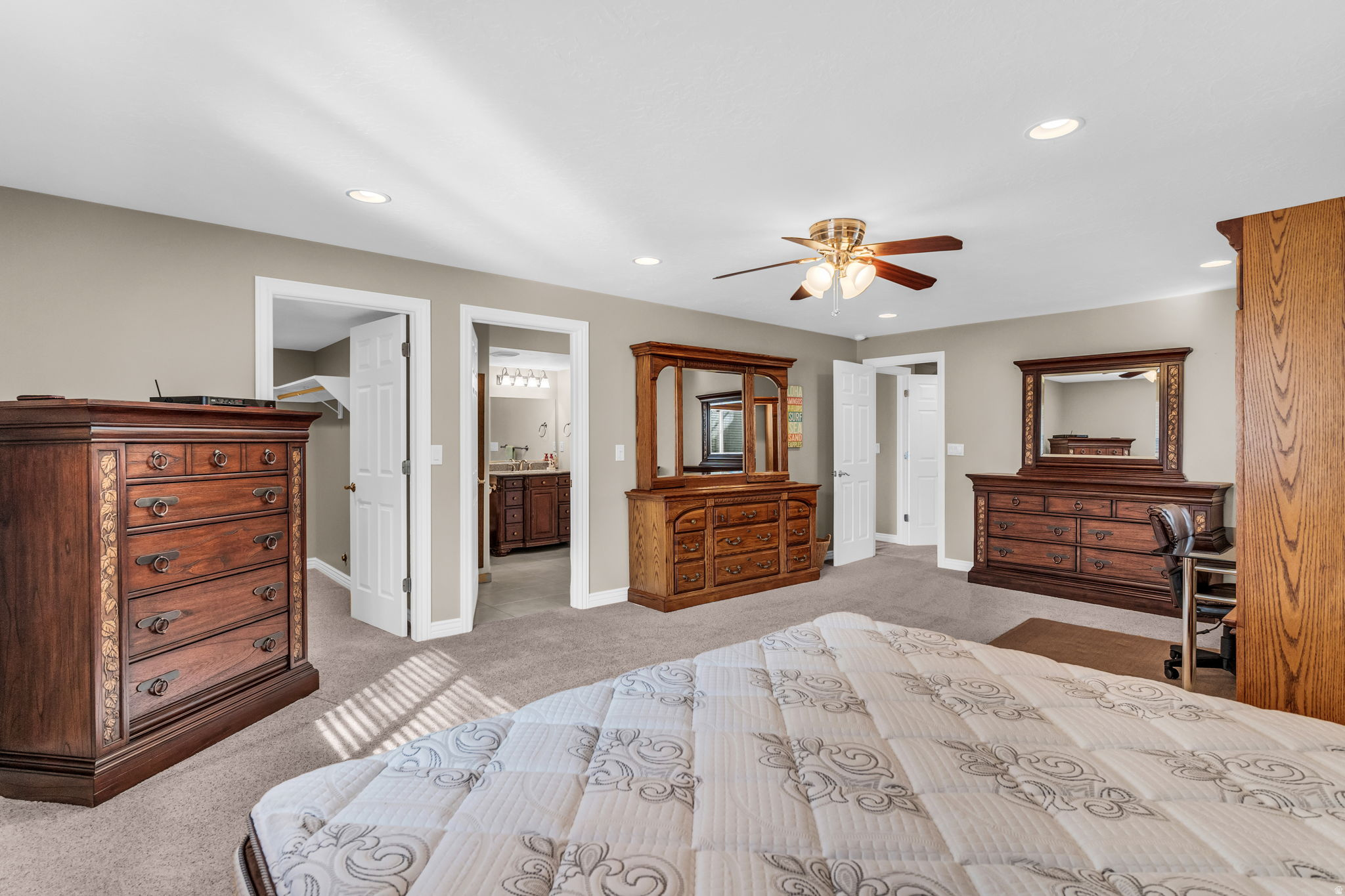 HERITAGE SOUTH MOUNTAIN - Residential Income