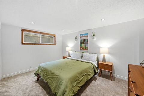 Tiny photo for 3061 S PLATEAU DR, Salt Lake City, UT 84109 (MLS # 2142598)