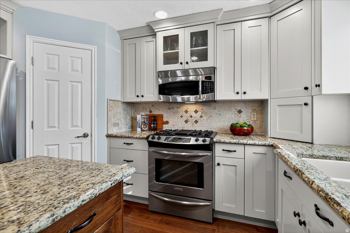 LEXINGTON PARK - Residential