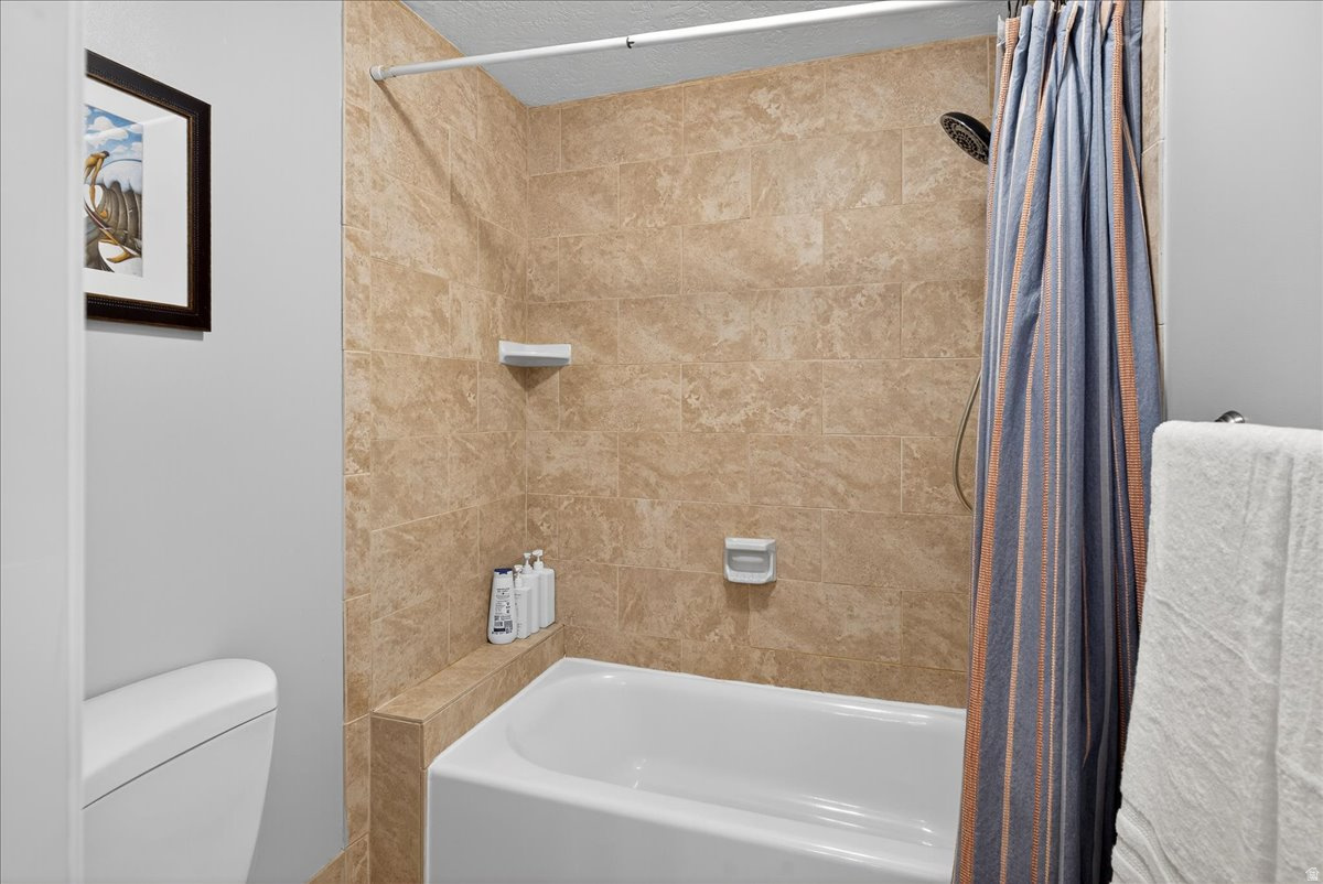 LEXINGTON PARK - Residential