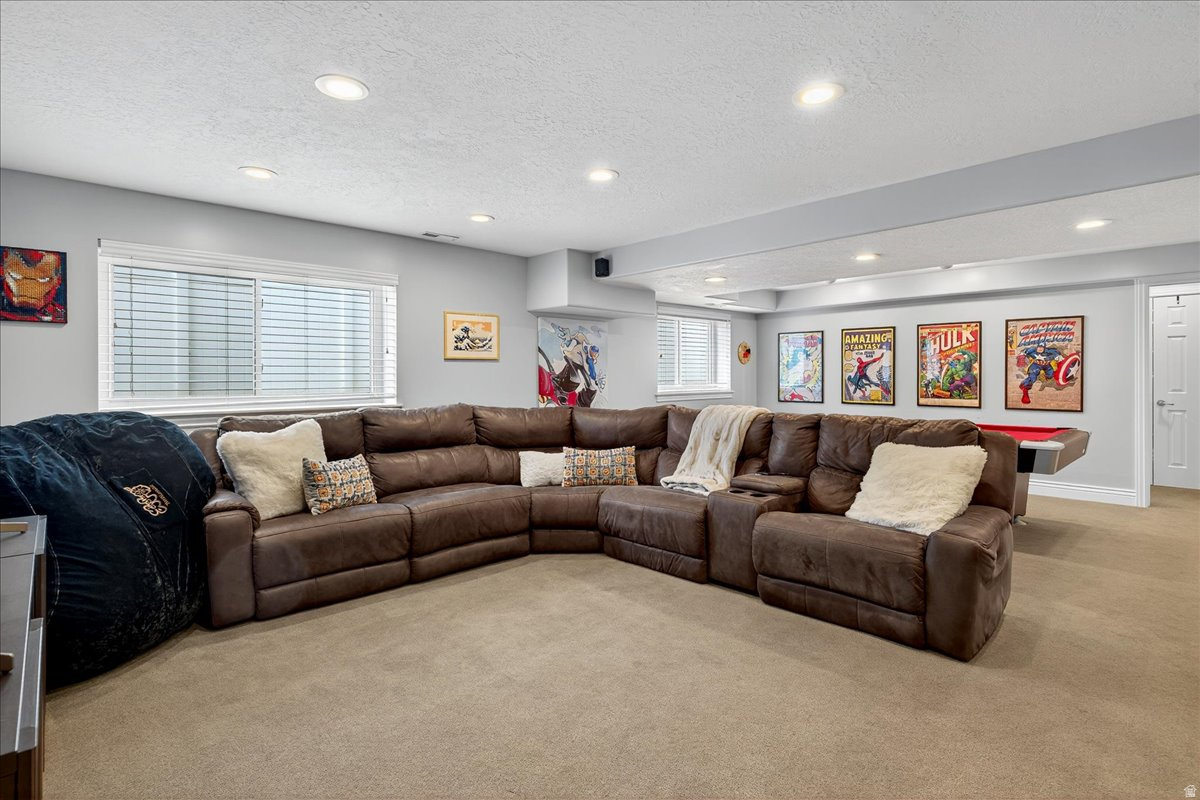 LEXINGTON PARK - Residential