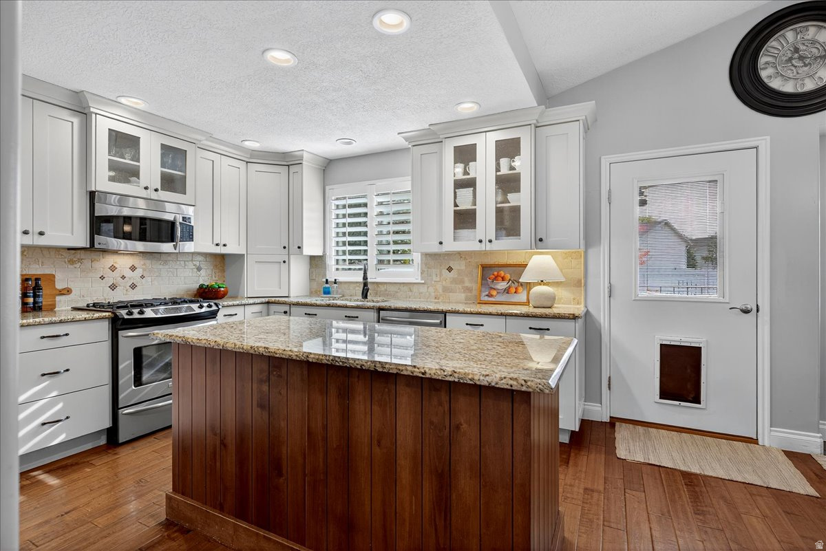 LEXINGTON PARK - Residential