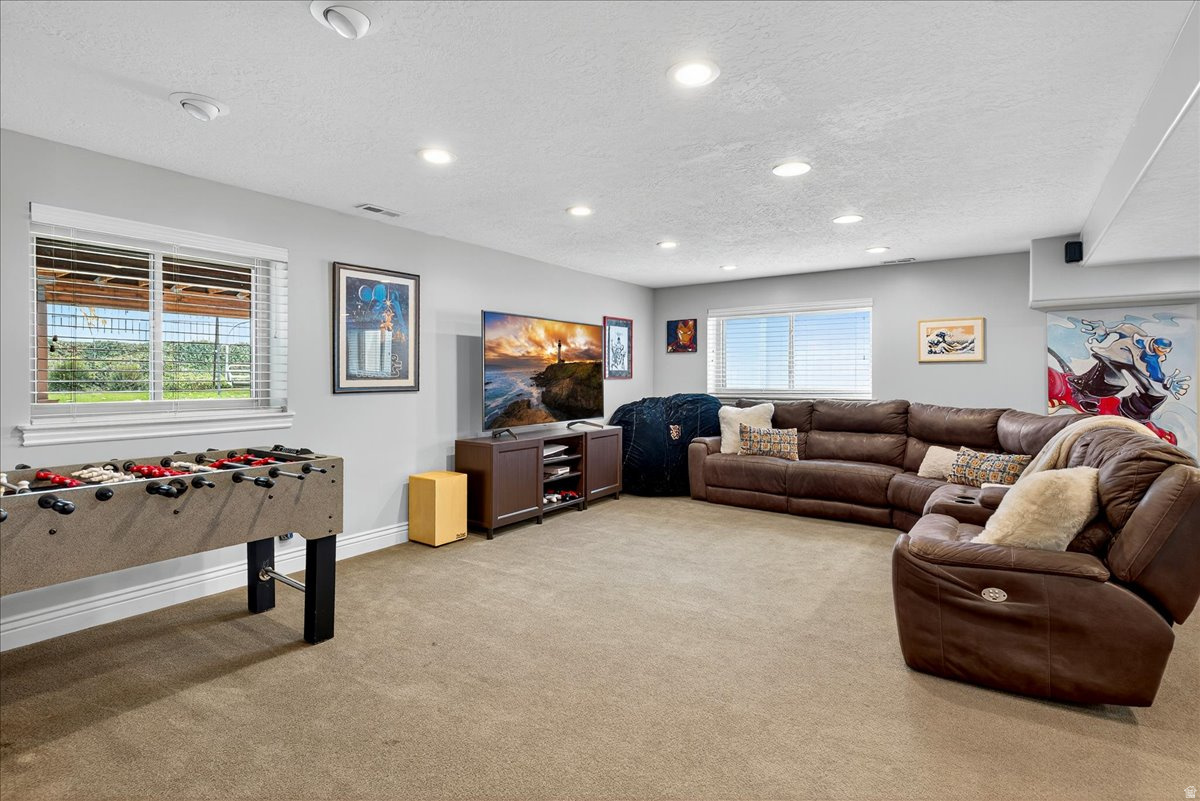 LEXINGTON PARK - Residential