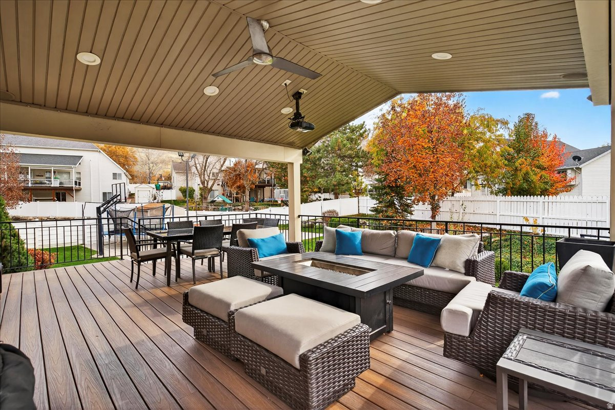 LEXINGTON PARK - Residential