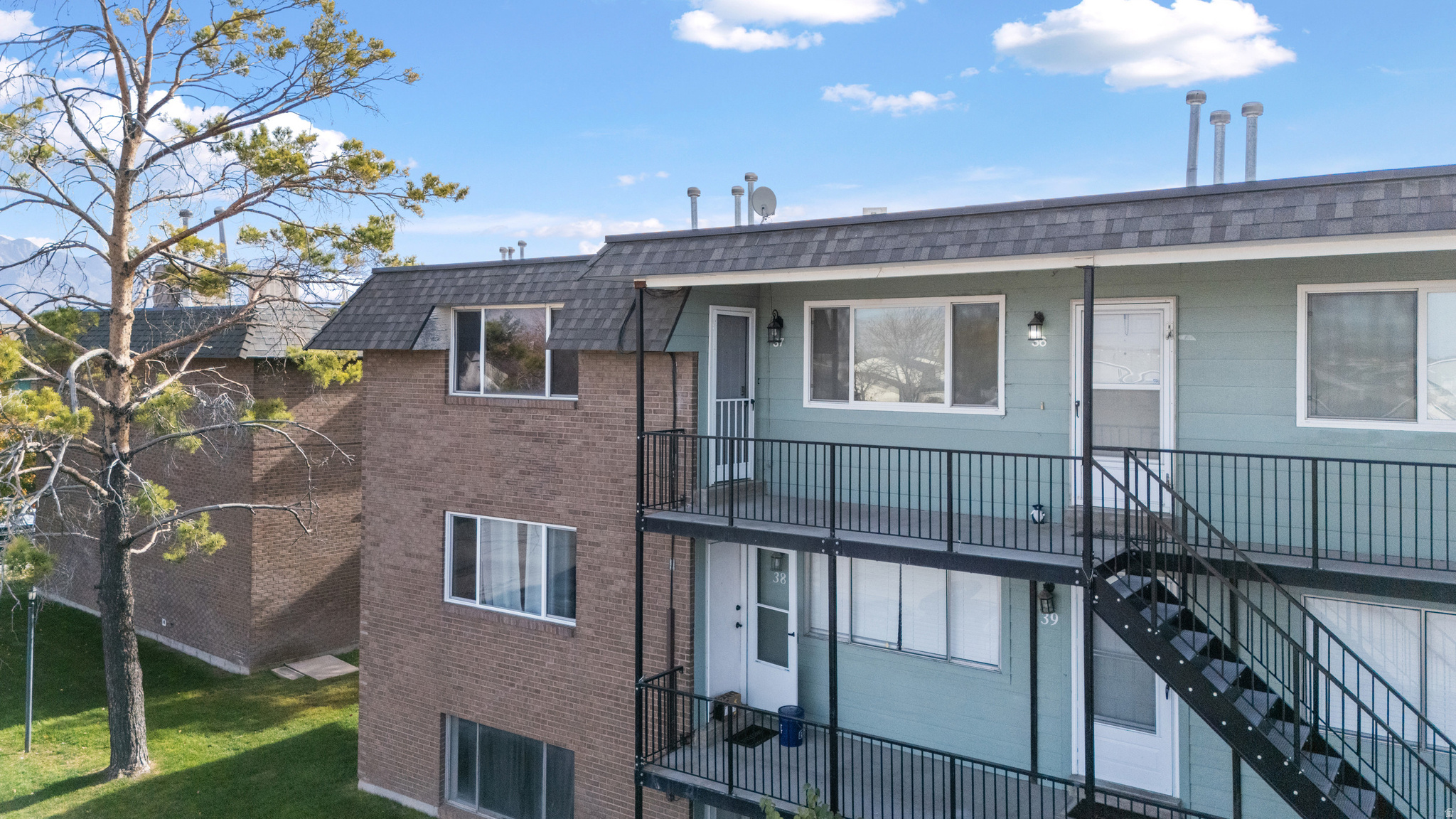 WESTGLEN VILLAGE - Residential