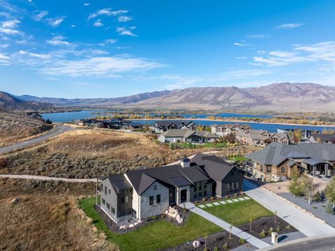 Tiny photo for 6188 E HUMMINGBIRD PT, Huntsville, UT 84317 (MLS # 2120245)