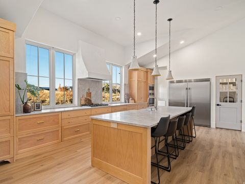 Tiny photo for 6188 E HUMMINGBIRD PT, Huntsville, UT 84317 (MLS # 2120245)