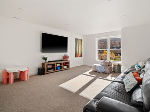 Tiny photo for 6188 E HUMMINGBIRD PT, Huntsville, UT 84317 (MLS # 2120245)