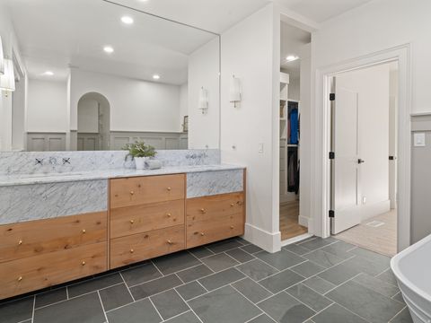 Tiny photo for 6188 E HUMMINGBIRD PT, Huntsville, UT 84317 (MLS # 2120245)