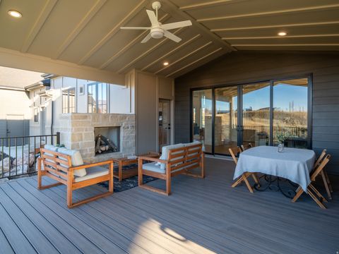 Tiny photo for 6188 E HUMMINGBIRD PT, Huntsville, UT 84317 (MLS # 2120245)