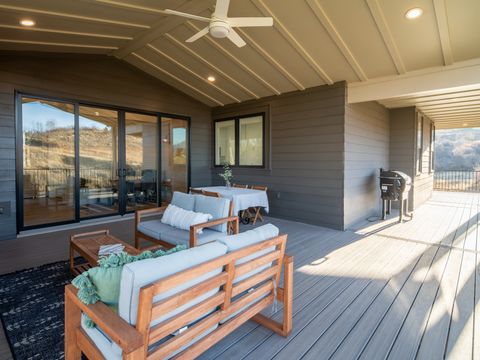 Tiny photo for 6188 E HUMMINGBIRD PT, Huntsville, UT 84317 (MLS # 2120245)