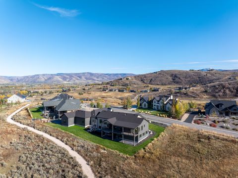 Tiny photo for 6188 E HUMMINGBIRD PT, Huntsville, UT 84317 (MLS # 2120245)