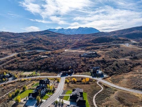 Tiny photo for 6188 E HUMMINGBIRD PT, Huntsville, UT 84317 (MLS # 2120245)