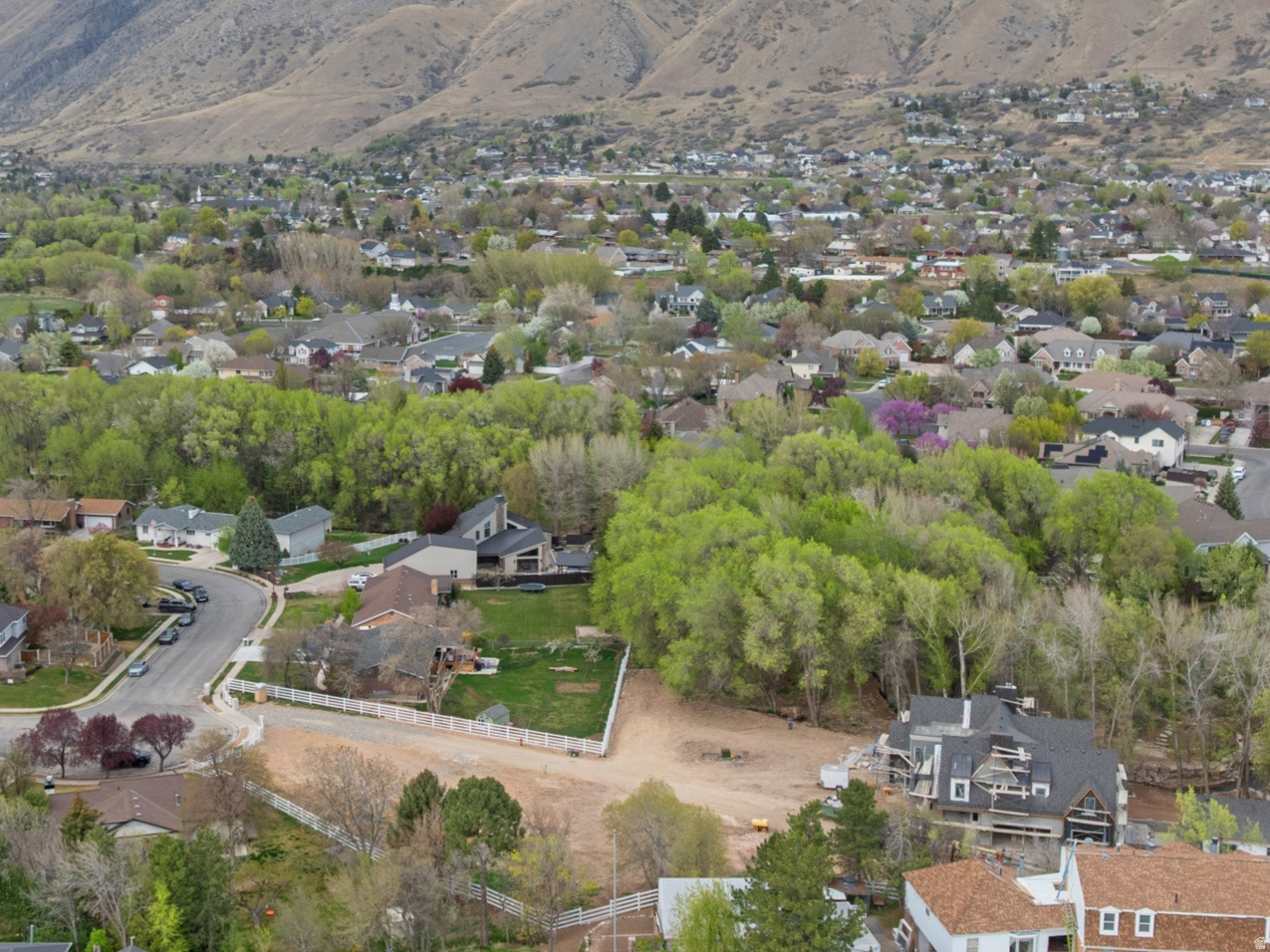 CREEKSIDE LANE - Land