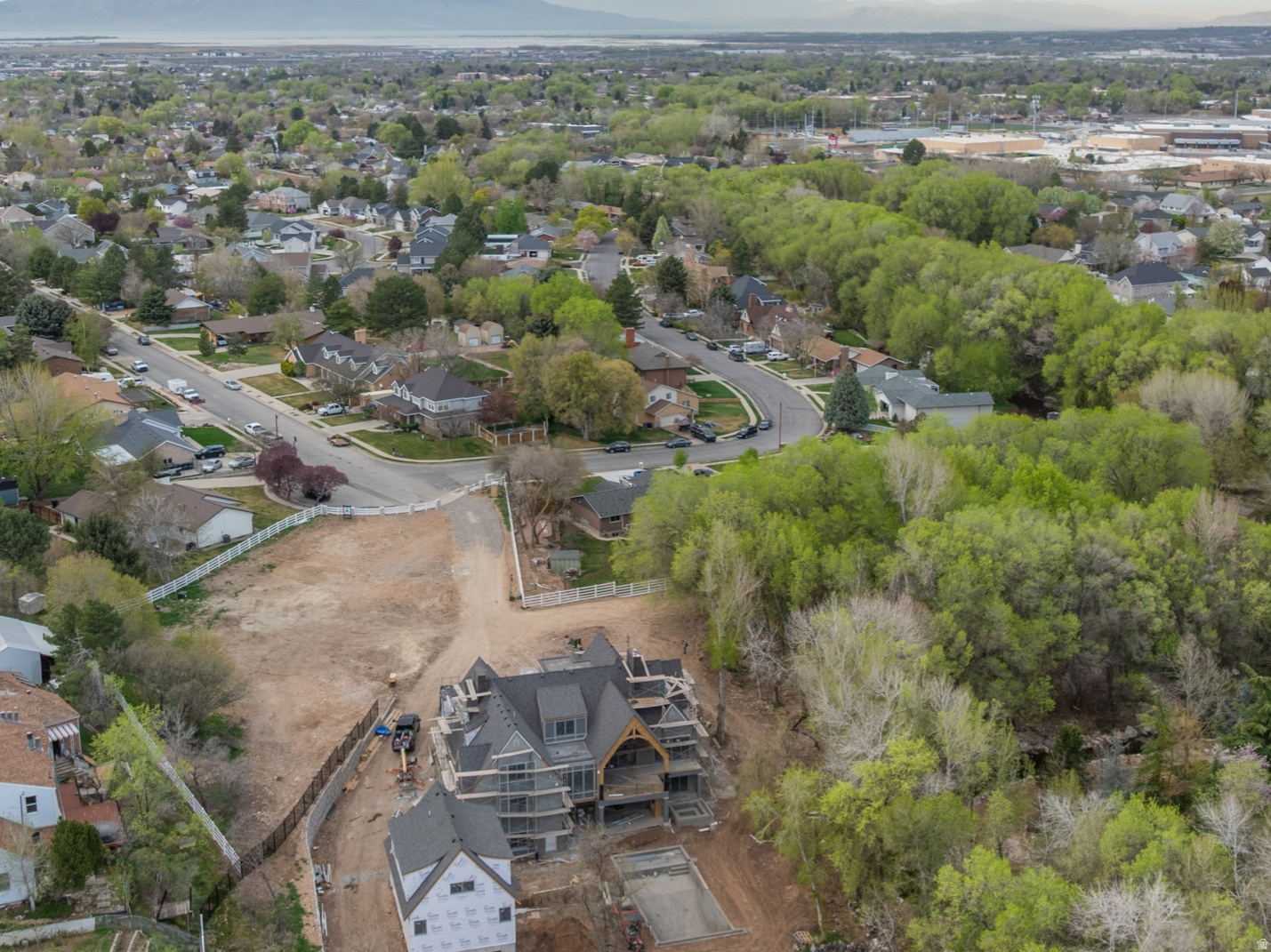 CREEKSIDE LANE - Land