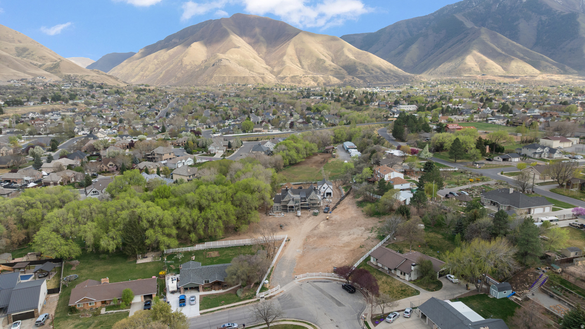 CREEKSIDE LANE - Land