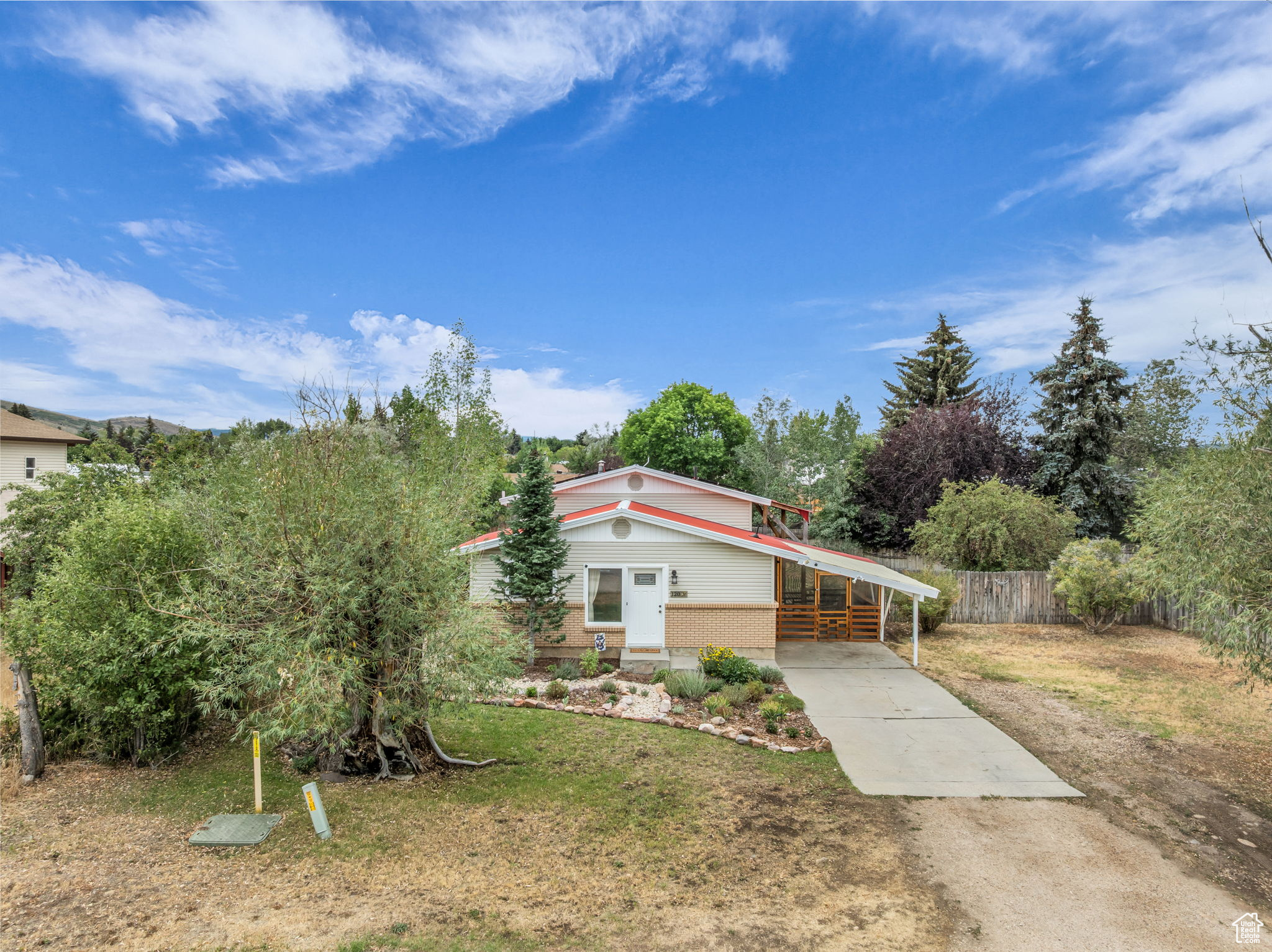 KAMAS TOWN - Residential